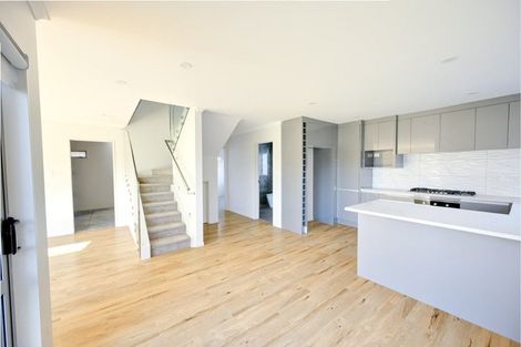 Photo of property in 69b Great South Road, Manurewa, Auckland, 2102