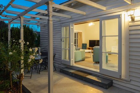 Photo of property in 37 Eltham Road, Blenheim, 7201