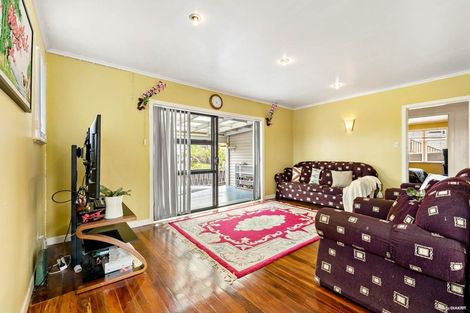 Photo of property in 36 Sheridan Drive, New Lynn, Auckland, 0600