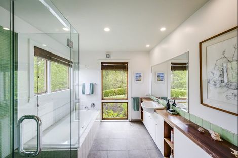 Photo of property in 77 Black Barn Road, Havelock North, 4294