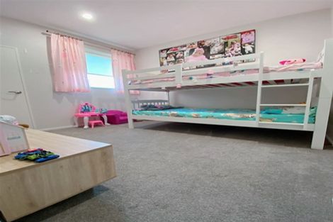 Photo of property in 14 Parton Road, Pukekohe, 2120