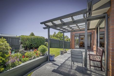 Photo of property in 12 Highwood Lane, Burnside, Christchurch, 8053