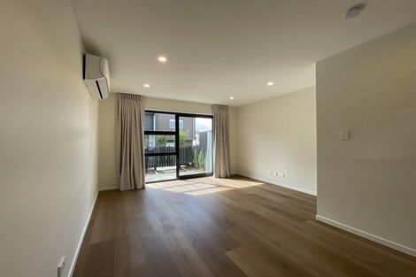 Photo of property in 12/476 West Coast Road, Glen Eden, Auckland, 0602