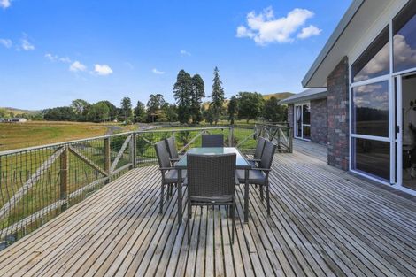 Photo of property in 74 Mania Road, Taumarunui, 3991