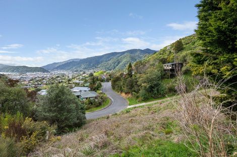 Photo of property in 16 Webster Place, Picton, 7220