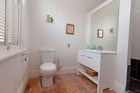 Photo of property in 51 Garfield Road, Helensville, 0800