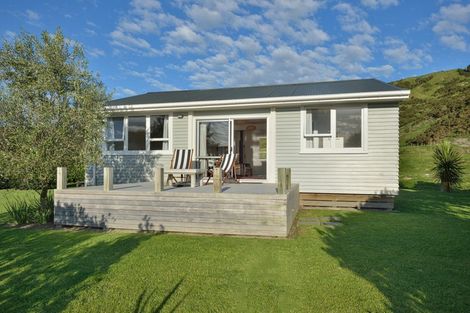 Photo of property in 15b Ratau Street, Mahia, 4198