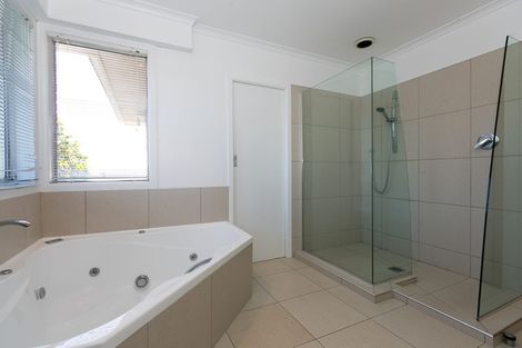Photo of property in 1 Tiromoana Crescent, Bell Block, New Plymouth, 4312