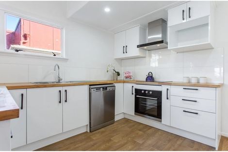 Photo of property in 7 Lippiatt Road, Otahuhu, Auckland, 1062