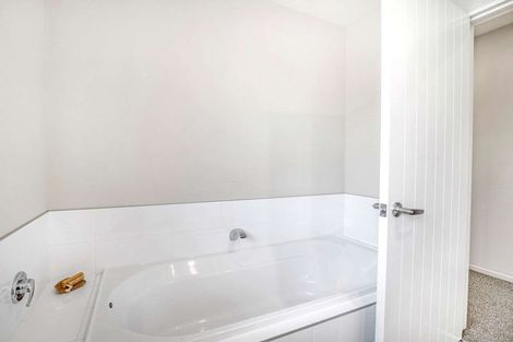 Photo of property in 38 Meyer Crescent, Halswell, Christchurch, 8025