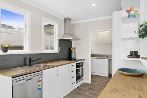 Photo of property in 1/25 Benge Crescent, Naenae, Lower Hutt, 5011