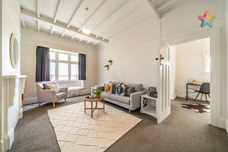 Photo of property in 8 Roxburgh Grove, Petone, Lower Hutt, 5012