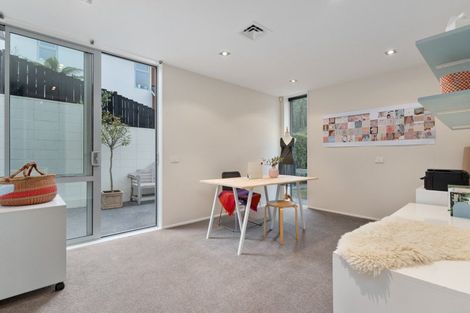 Photo of property in 72 Bowenvale Avenue, Cashmere, Christchurch, 8022