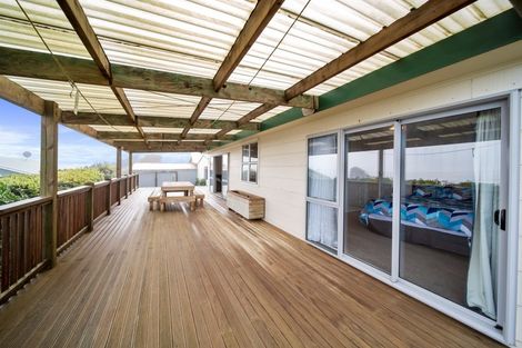 Photo of property in 40 Tainui Street, Mokau, 4376