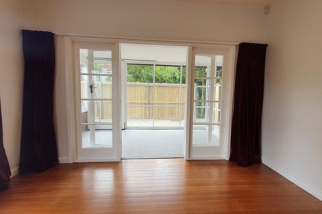 Photo of property in 7 Straven Road, Riccarton, Christchurch, 8011