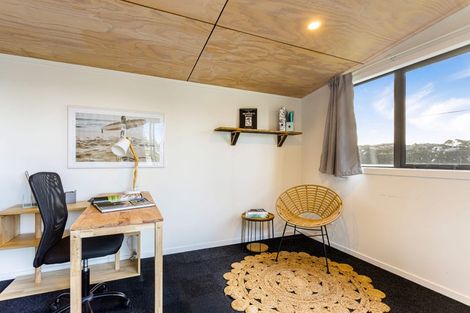 Photo of property in 12b Chapman Road, Te Atatu Peninsula, Auckland, 0610