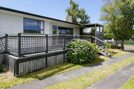 Photo of property in 20 Glengarry Place, Hilltop, Taupo, 3330
