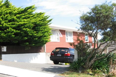 Photo of property in 54 Melrose Road, Island Bay, Wellington, 6023