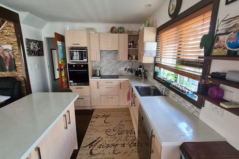 Photo of property in 162 Mcmurdo Street, Tinwald, Ashburton, 7700