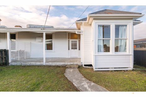 Photo of property in 92-98 High Street, Waimate, 7924