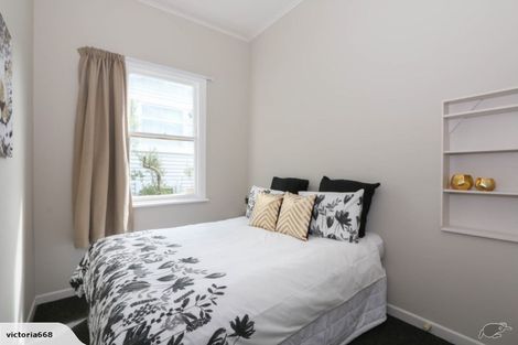 Photo of property in 296 Karori Road, Karori, Wellington, 6012