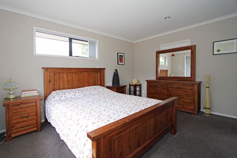 Photo of property in 26 Leon Street, Riverdale, Gisborne, 4010