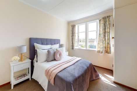 Photo of property in 15 Grierson Street, Naenae, Lower Hutt, 5011