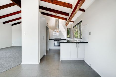 Photo of property in 29 Noeleen Street, Glenfield, Auckland, 0629