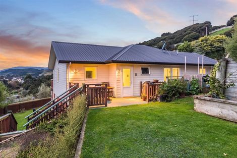 Photo of property in 9 Botany Lane, Whitby, Porirua, 5024