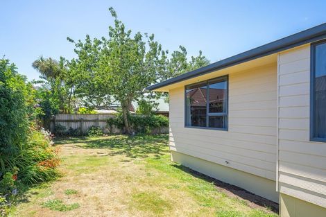 Photo of property in 35a Donovan Road, Paraparaumu Beach, Paraparaumu, 5032