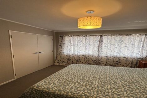 Photo of property in 2/7 Anna Watson Road, Half Moon Bay, Auckland, 2012