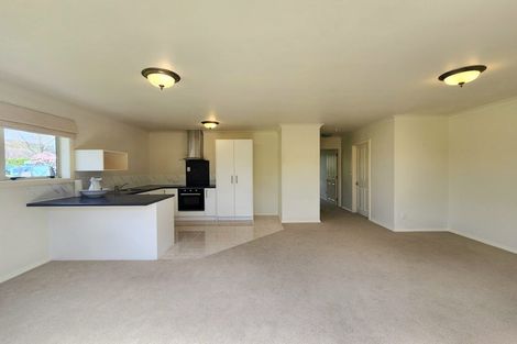 Photo of property in 1095 Queen Street East, Levin, 5571