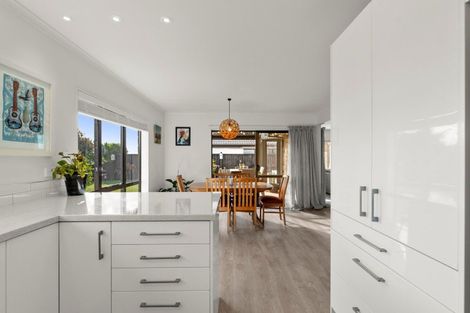 Photo of property in 21 Nicole Place, Papamoa Beach, Papamoa, 3118