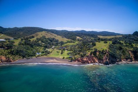 Photo of property in Rockell Road, Helena Bay, Hikurangi, 0184