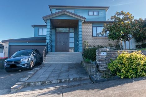 Photo of property in 8 San Casello Rise, Henderson, Auckland, 0612