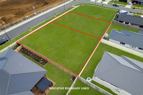 Photo of property in 14 Booker Drive, Tuakau, 2121