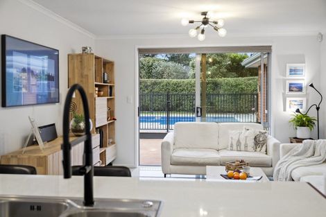 Photo of property in 10 Searle Drive, Patumahoe, Pukekohe, 2679