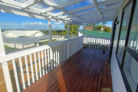 Photo of property in 1/40c West Coast Road, Glen Eden, Auckland, 0602