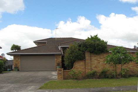 Photo of property in 32 Keywella Drive, Conifer Grove, Takanini, 2112