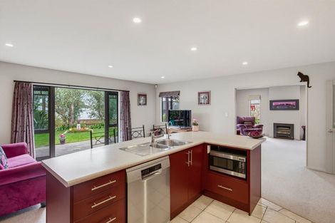 Photo of property in 16 Rifleman Lane, Paraparaumu Beach, Paraparaumu, 5032