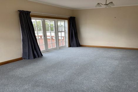 Photo of property in 37 Bristol Square, Hutt Central, Lower Hutt, 5010