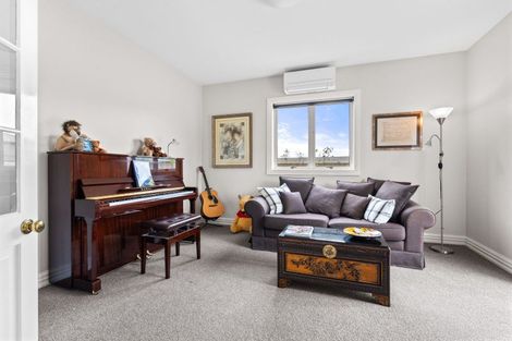 Photo of property in 57 Brooklyn Road, Carterton, 5713