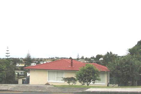 Photo of property in 13 Cassia Place, Sunnynook, Auckland, 0620