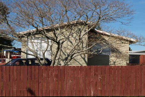 Photo of property in 27 Cranmere Crescent, Mangere East, Auckland, 2024