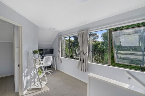 Photo of property in 35 Great North Road, Riverhead, 0820