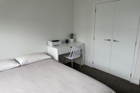 Photo of property in 2 Frank Gill Road, Hobsonville, Auckland, 0616