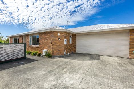 Photo of property in 27b Thackeray Street, Trentham, Upper Hutt, 5018