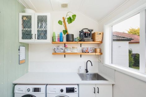 Photo of property in 31 Anderson Street, Hokowhitu, Palmerston North, 4410