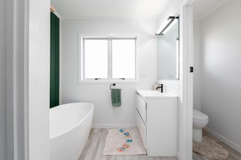 Photo of property in 33 Heath Street, St Andrews, Hamilton, 3200