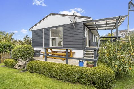 Photo of property in 2/4 Grove Lane, Pakuranga, Auckland, 2010